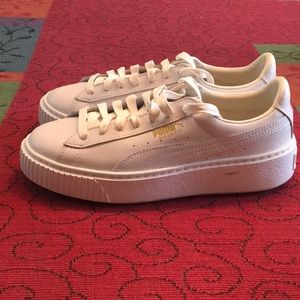 PUMA Women’s Basket Platform Core White-Gold